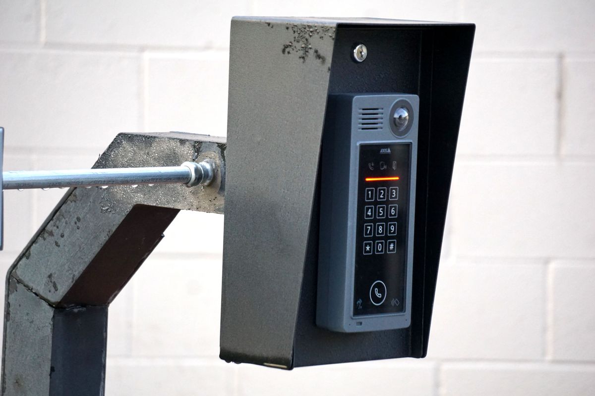 Intercom access control panel